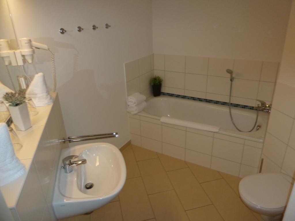 Hotel Goor Und Apartmenthaus 라우터바흐 외부 사진
